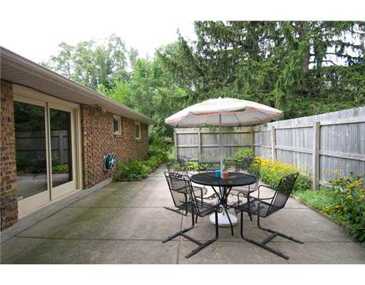 17645 Cleveland Road South Bend, IN 46635 - Photo 3 of 12 Gallery Image 3
