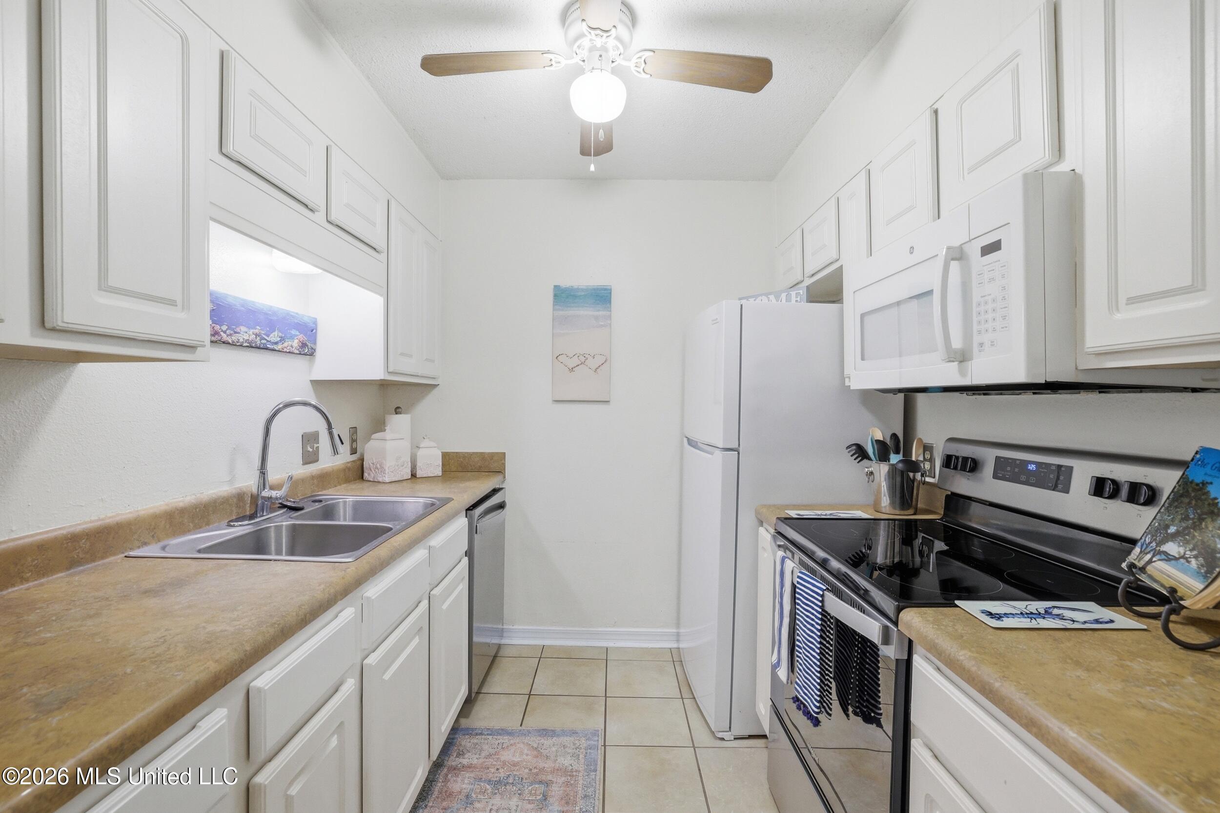1550 East 2nd Street, Unit R105 Pass Christian, MS 39571 - Photo 9 of 36 12_r6__4838