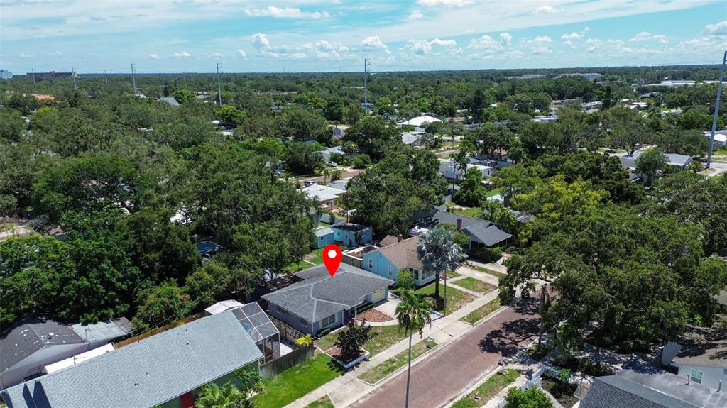 512 Richmond Street Dunedin, FL 34698 - Photo 32 of 37 an aerial view of a house with a yard