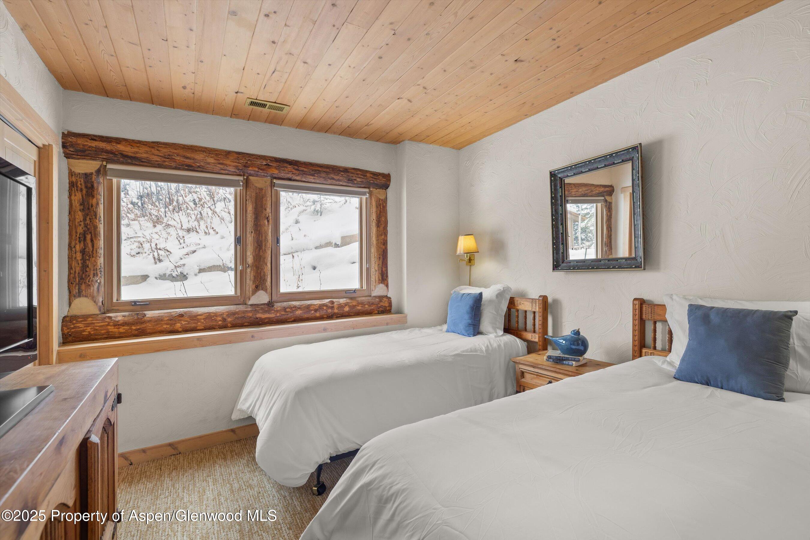 818 Faraway Road Snowmass Village, CO 81615 - Photo 20 of 30 Guest Bedrrom + Twin/Twin