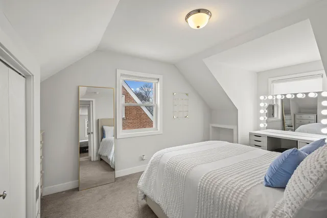 $615,000 | 6100 North Overhill Avenue, Chicago, IL 60631