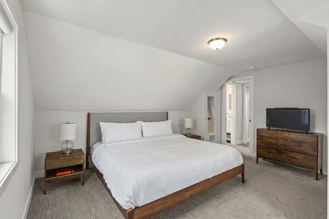 $615,000 | 6100 North Overhill Avenue, Chicago, IL 60631