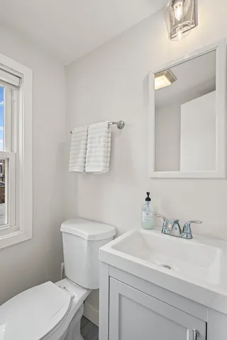 $615,000 | 6100 North Overhill Avenue, Chicago, IL 60631