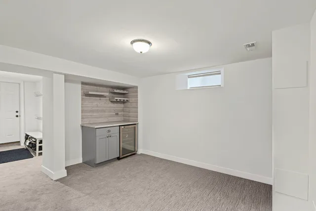 $615,000 | 6100 North Overhill Avenue, Chicago, IL 60631