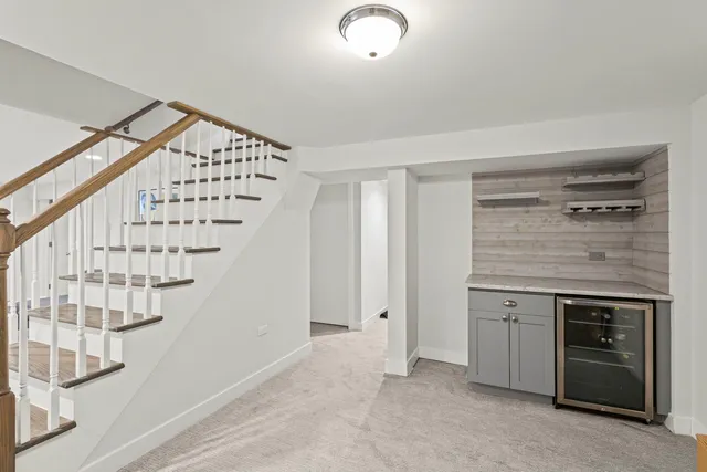 $615,000 | 6100 North Overhill Avenue, Chicago, IL 60631