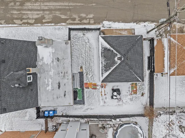 $615,000 | 6100 North Overhill Avenue, Chicago, IL 60631