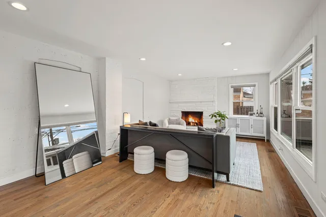 $615,000 | 6100 North Overhill Avenue, Chicago, IL 60631