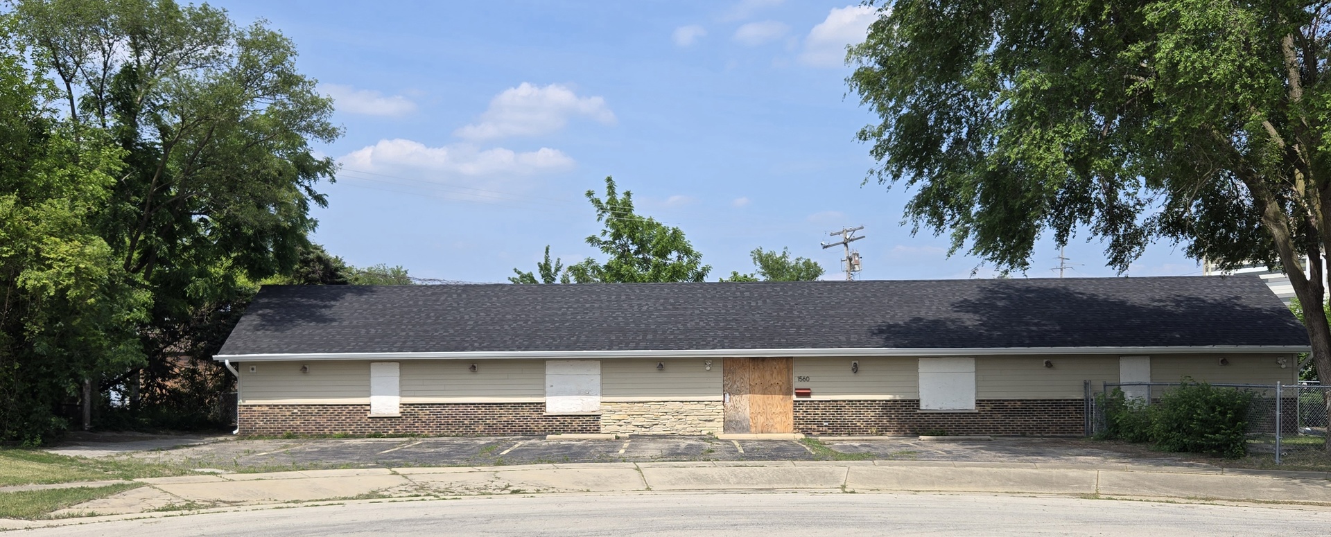 1560 Weatherstone Lane Elgin, IL 60123 - Photo 3 of 4 a house view with a outdoor space