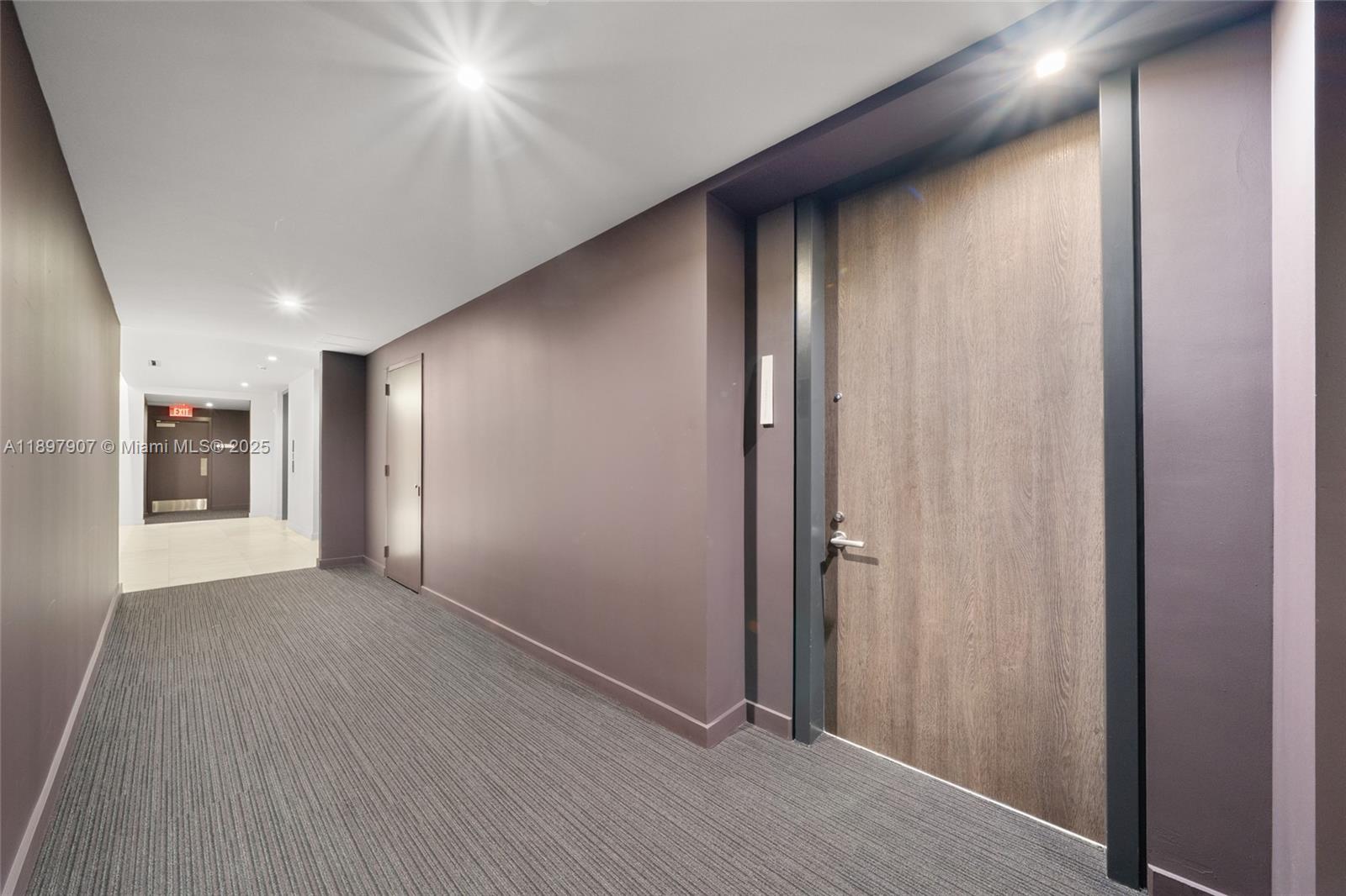 88 Southwest 7th Street, Unit 3910 Miami, FL 33130 - Photo 3 of 38