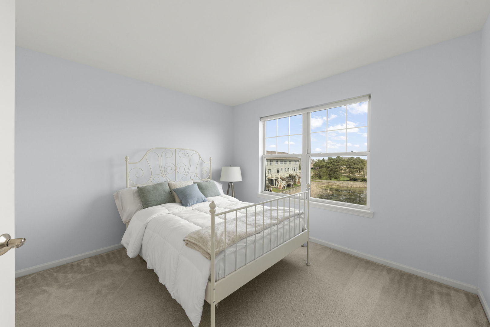 341 North Commerce Street Aurora, IL 60504 - Photo 15 of 26 a bedroom with a bed and a window