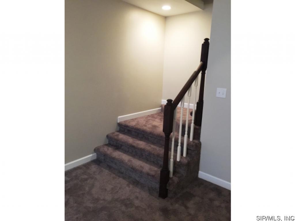 1424 Bridgehampton Road Troy, IL 62294 - Photo 25 of 36 Gallery Image 25