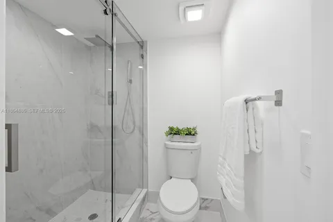 $274,900 | 12500 Southwest 6th Street, Unit 307N, Pembroke Pines, FL 33027