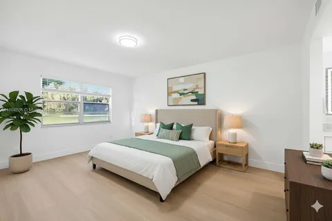 $285,000 | 12500 Southwest 6th Street, Unit 307N, Pembroke Pines, FL 33027