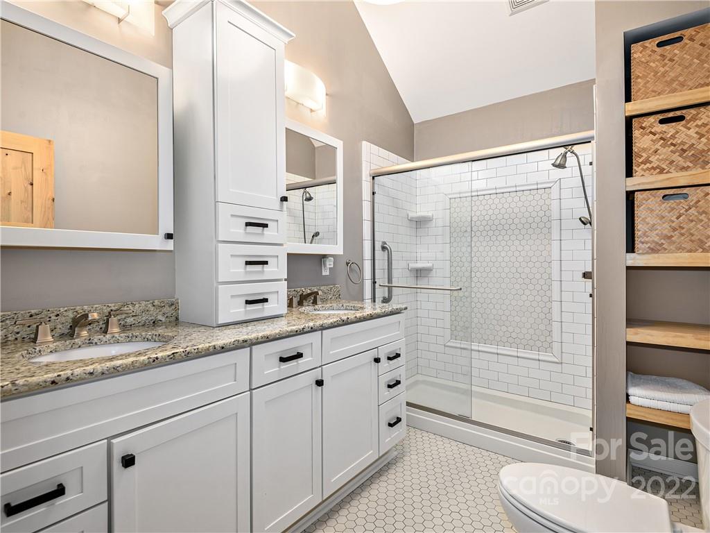 90 Hickory Forest Road Fairview, NC 28730 - Photo 20 of 35