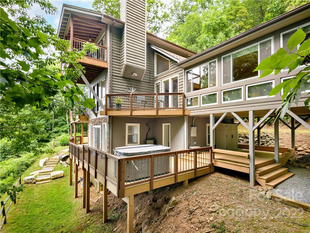 90 Hickory Forest Road Fairview, NC 28730 - Photo 2 of 35
