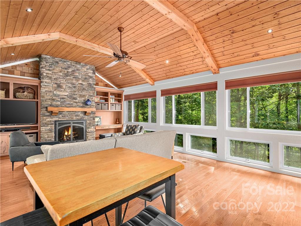 90 Hickory Forest Road Fairview, NC 28730 - Photo 5 of 35
