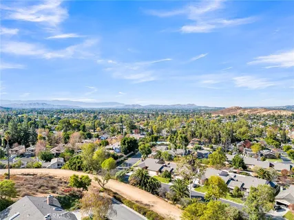 $1,049,000 | 2572 Sunset Drive, Riverside, CA 92506