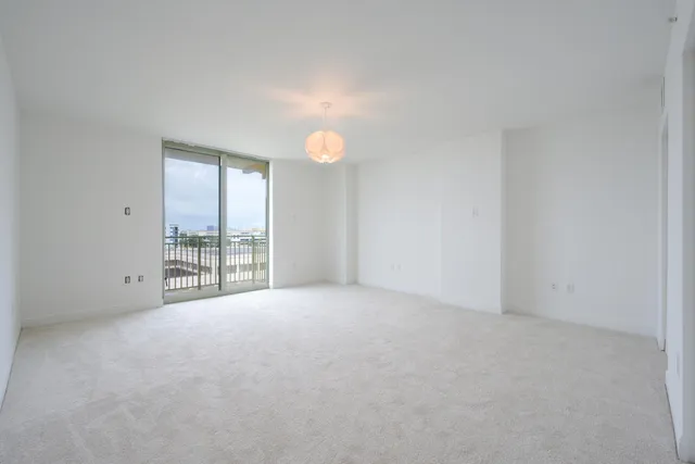 $670,000 | 610 Clematis Street, Unit 700702, West Palm Beach, FL 33401