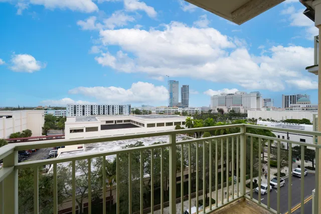 $670,000 | 610 Clematis Street, Unit 700702, West Palm Beach, FL 33401