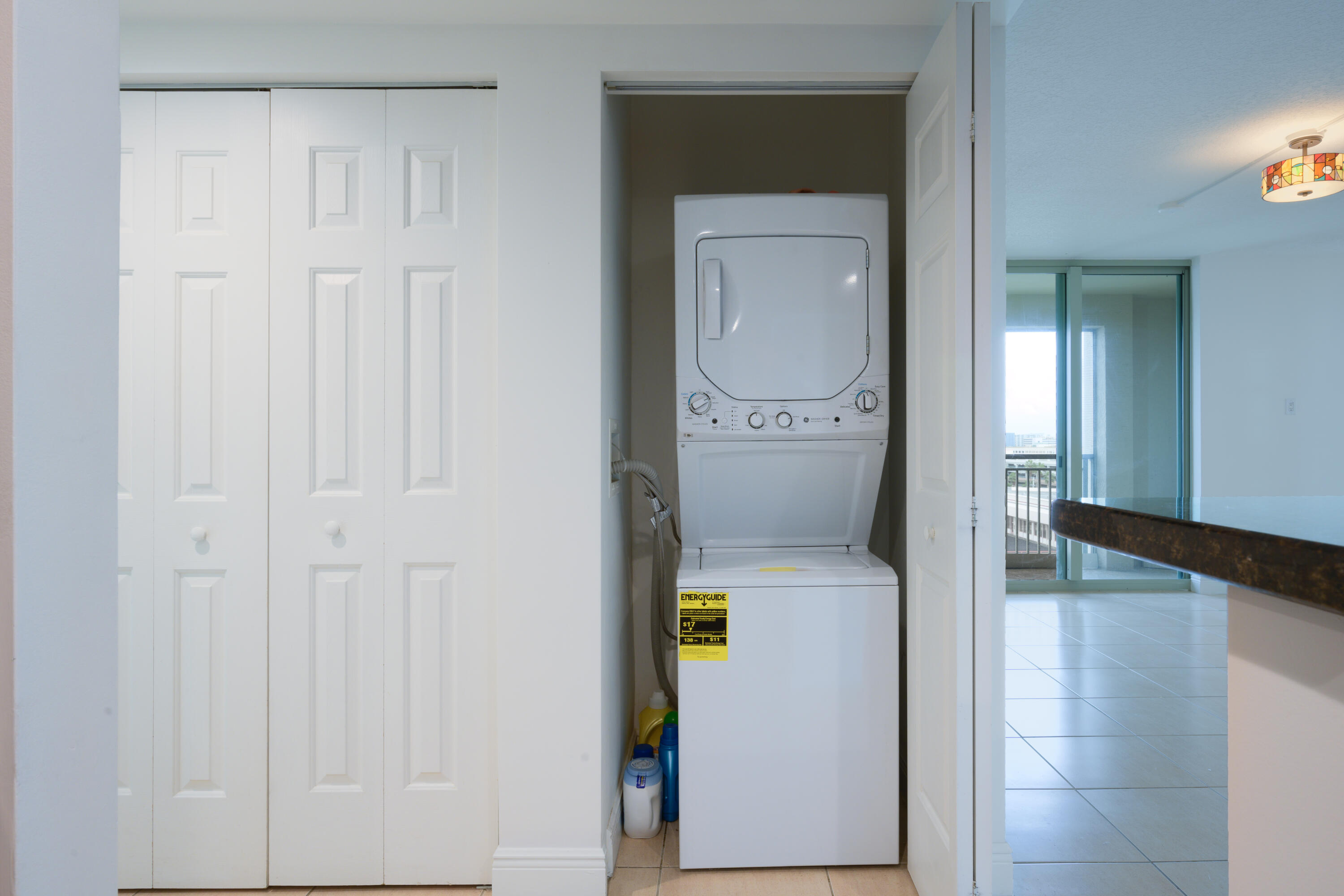 610 Clematis Street, Unit 700702 West Palm Beach, FL 33401 - Photo 23 of 53 Laundry and pantry