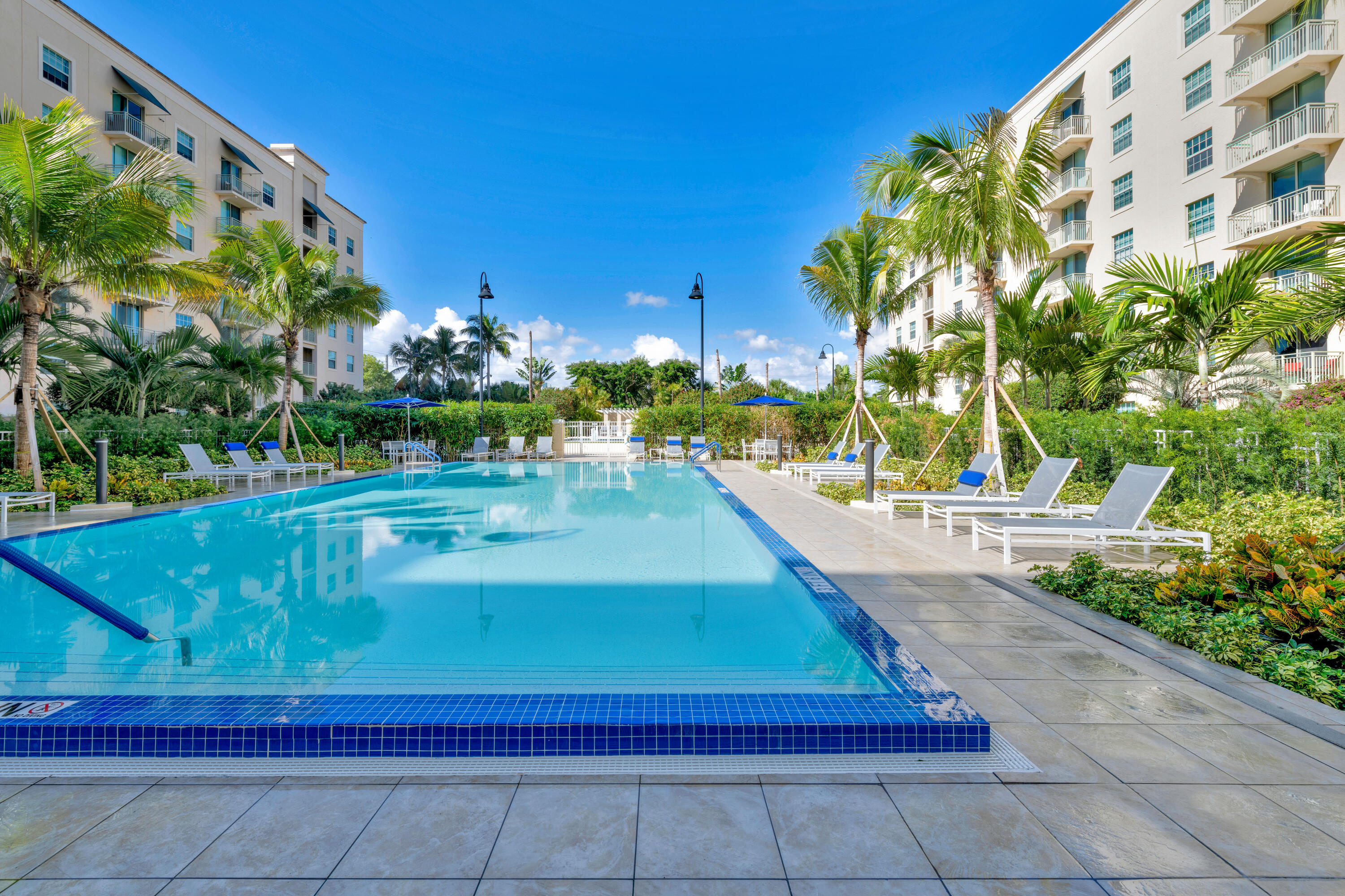 610 Clematis Street, Unit 700702 West Palm Beach, FL 33401 - Photo 31 of 53 610 Clematis St Unit 702 West-print-002-