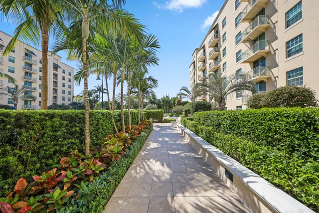 $670,000 | 610 Clematis Street, Unit 700702, West Palm Beach, FL 33401
