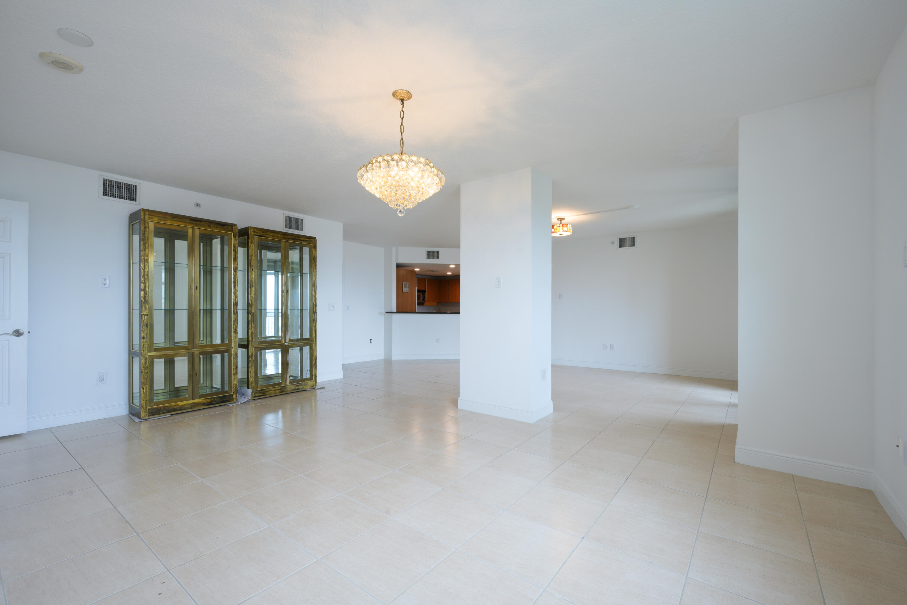 610 Clematis Street, Unit 700702 West Palm Beach, FL 33401 - Photo 7 of 53 living room 2