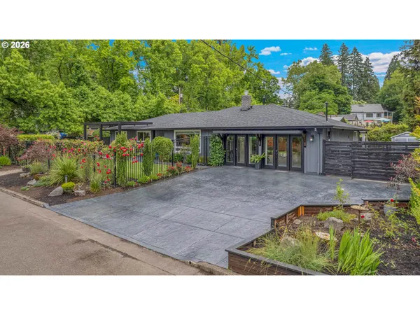 $1,550,000 | 17014 Southeast Wiley Way, Milwaukie, OR 97267