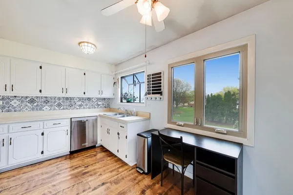 $2,100 | 639 Big Timber Drive, Unit D, Joliet, IL 60431