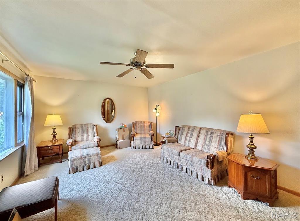 7127 Becker Road Oakville, MO 63129 - Photo 3 of 28 Gallery Image 3