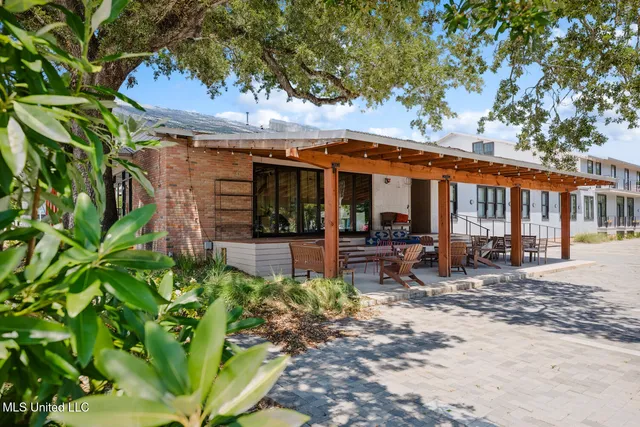 $699,000 | 301 South Toulme Street, Unit 202, Bay St. Louis, MS 39520