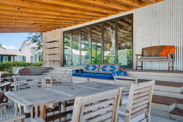 $699,000 | 301 South Toulme Street, Unit 202, Bay St. Louis, MS 39520