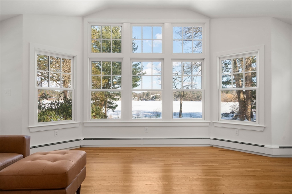 31 College Road Wellesley, MA 02482 - Photo 5 of 36