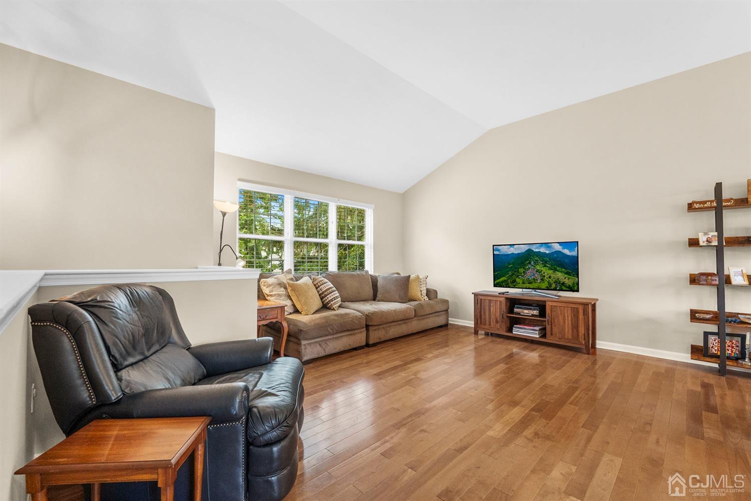 750 Rutherford Avenue Woodbridge, NJ 07095 - Photo 16 of 42 Gallery Image 16