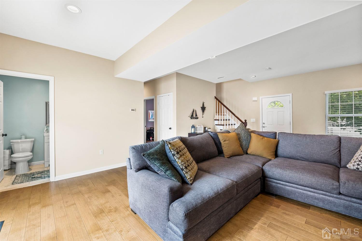 750 Rutherford Avenue Woodbridge, NJ 07095 - Photo 10 of 42 Gallery Image 10