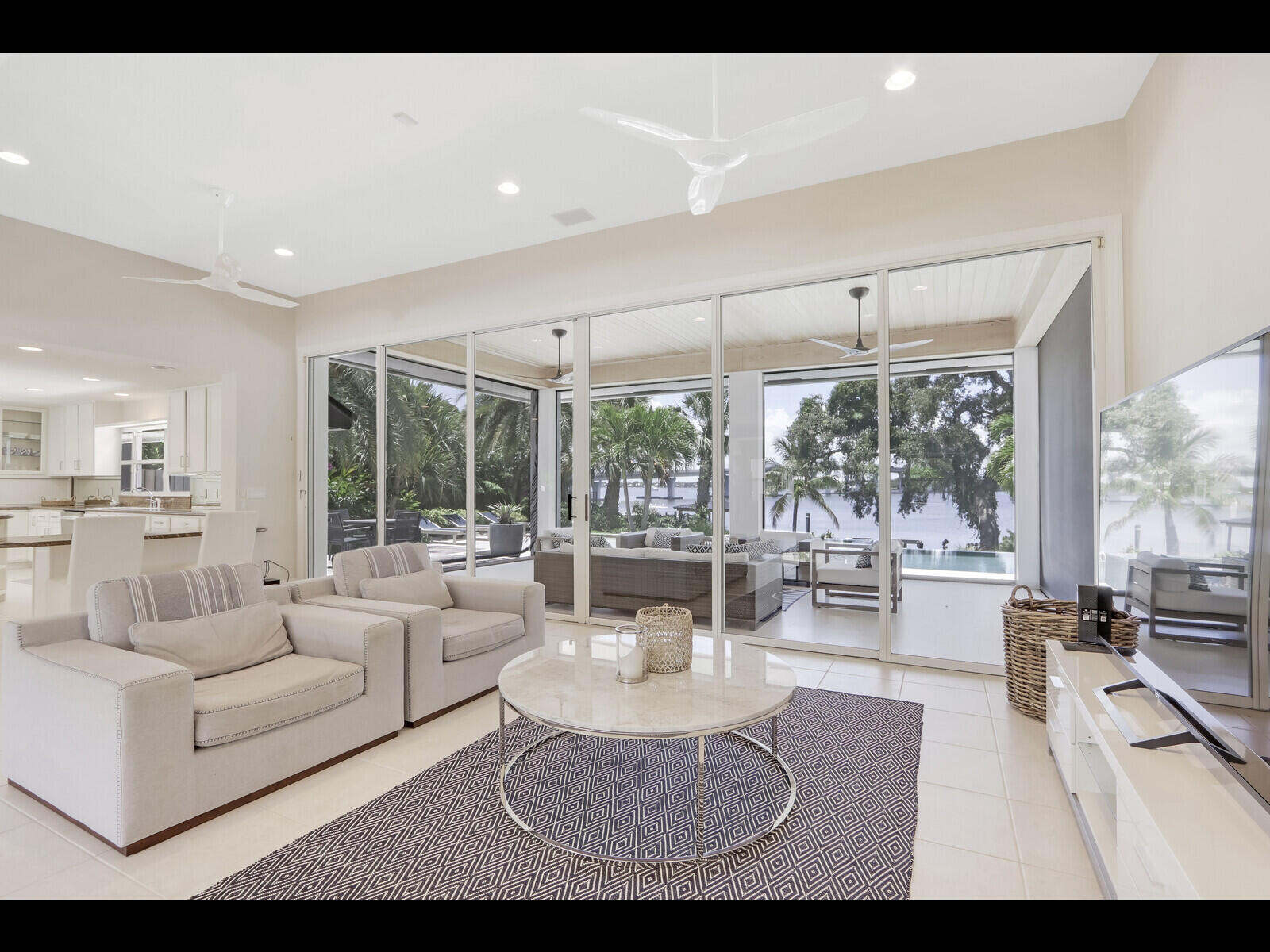 11 North River Road Sewall's Point, FL 34996 - Photo 11 of 44 19_Image_19_mls