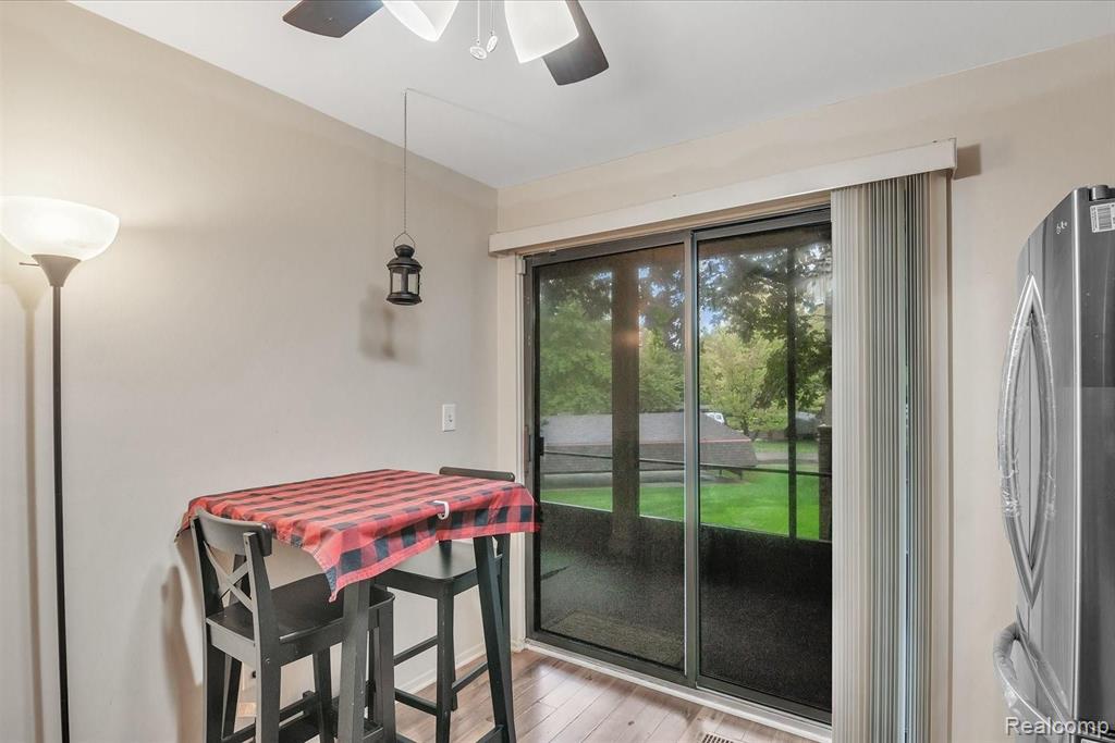 36944 Ridgedale Court, Unit 77 Farmington Hills, MI 48331 - Photo 14 of 38