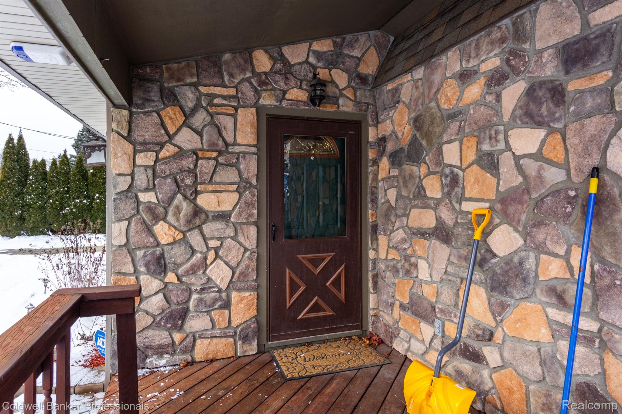 2820 Buckner Road Lake Orion, MI 48362 - Photo 7 of 74 Gallery Image 7
