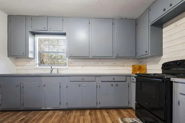 $130,000 | 472 East Main Street, Zavalla, TX 75980