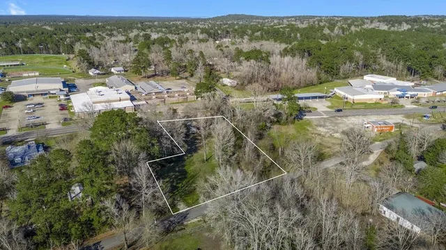 $130,000 | 472 East Main Street, Zavalla, TX 75980