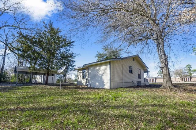 $130,000 | 472 East Main Street, Zavalla, TX 75980