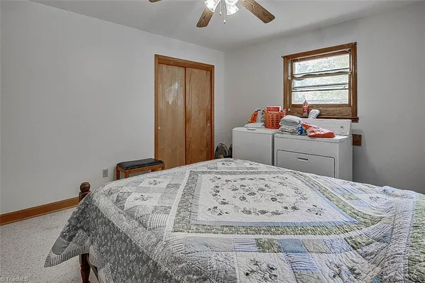 $1,151,990 | 4142 Sadie Road, Seagrove, NC 27341