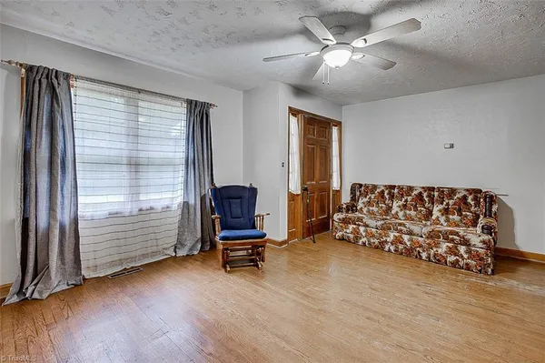 $1,151,990 | 4142 Sadie Road, Seagrove, NC 27341