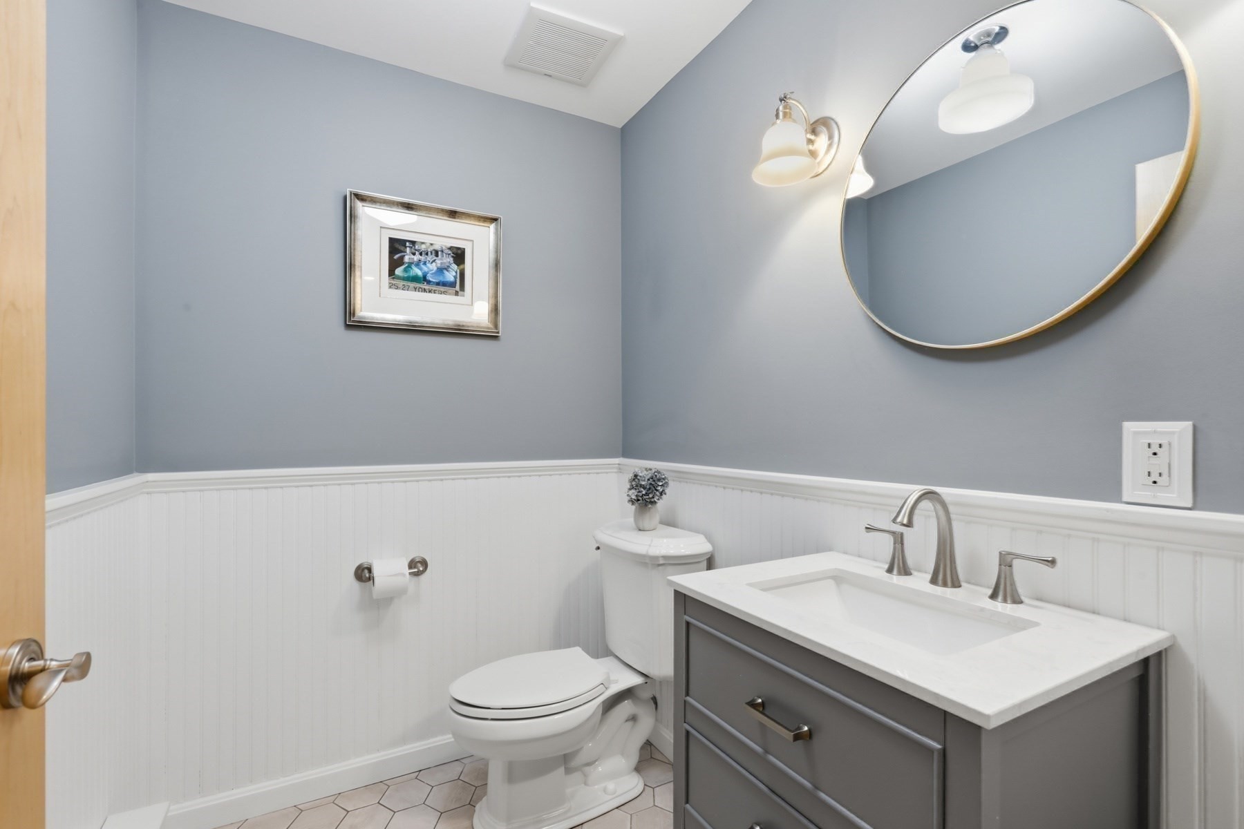 89 Dunstable Road Westford, MA 01886 - Photo 12 of 39 Gallery Image 12