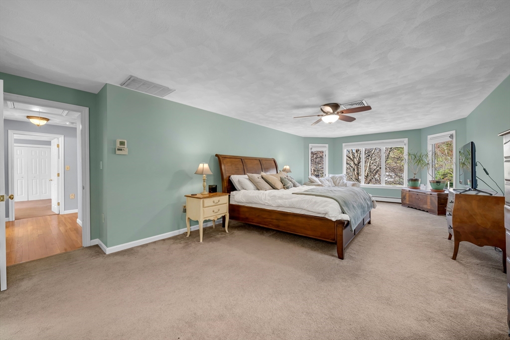 315 Candlestick Road North Andover, MA 01845 - Photo 23 of 42