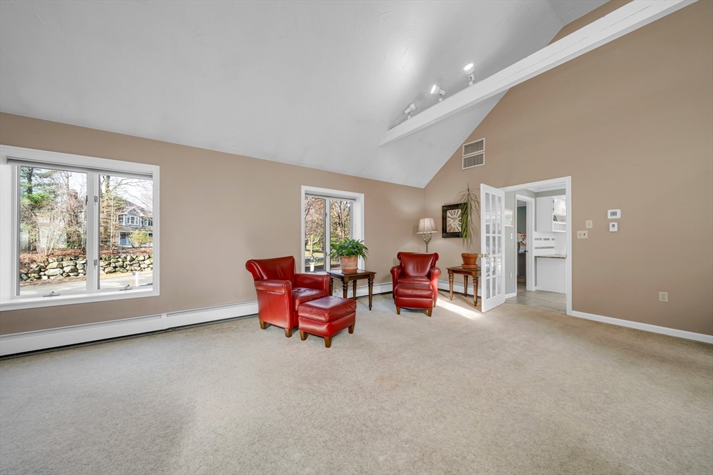 315 Candlestick Road North Andover, MA 01845 - Photo 8 of 42