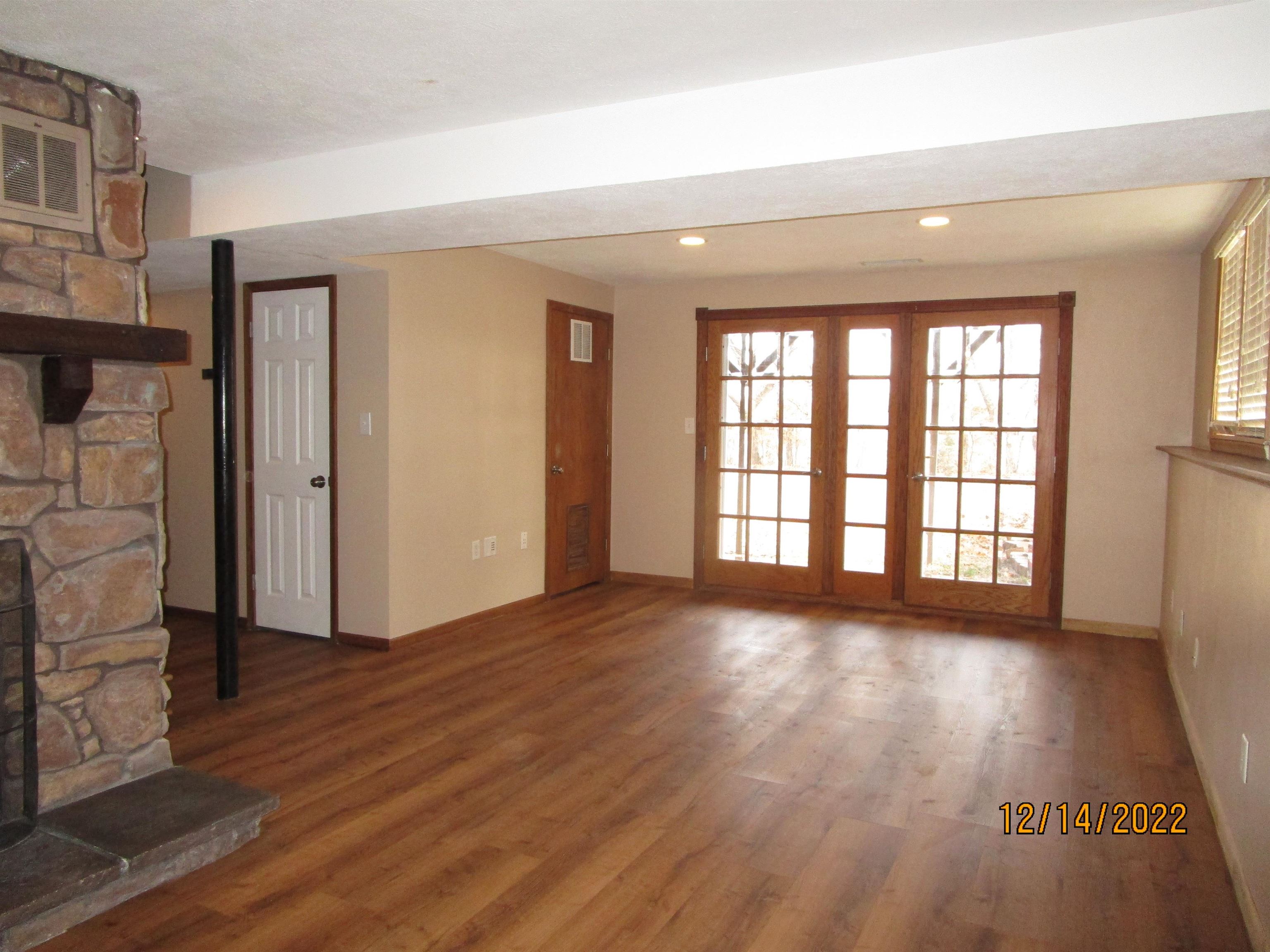 1318 South Maize Road Wichita, KS 67209 - Photo 4 of 20