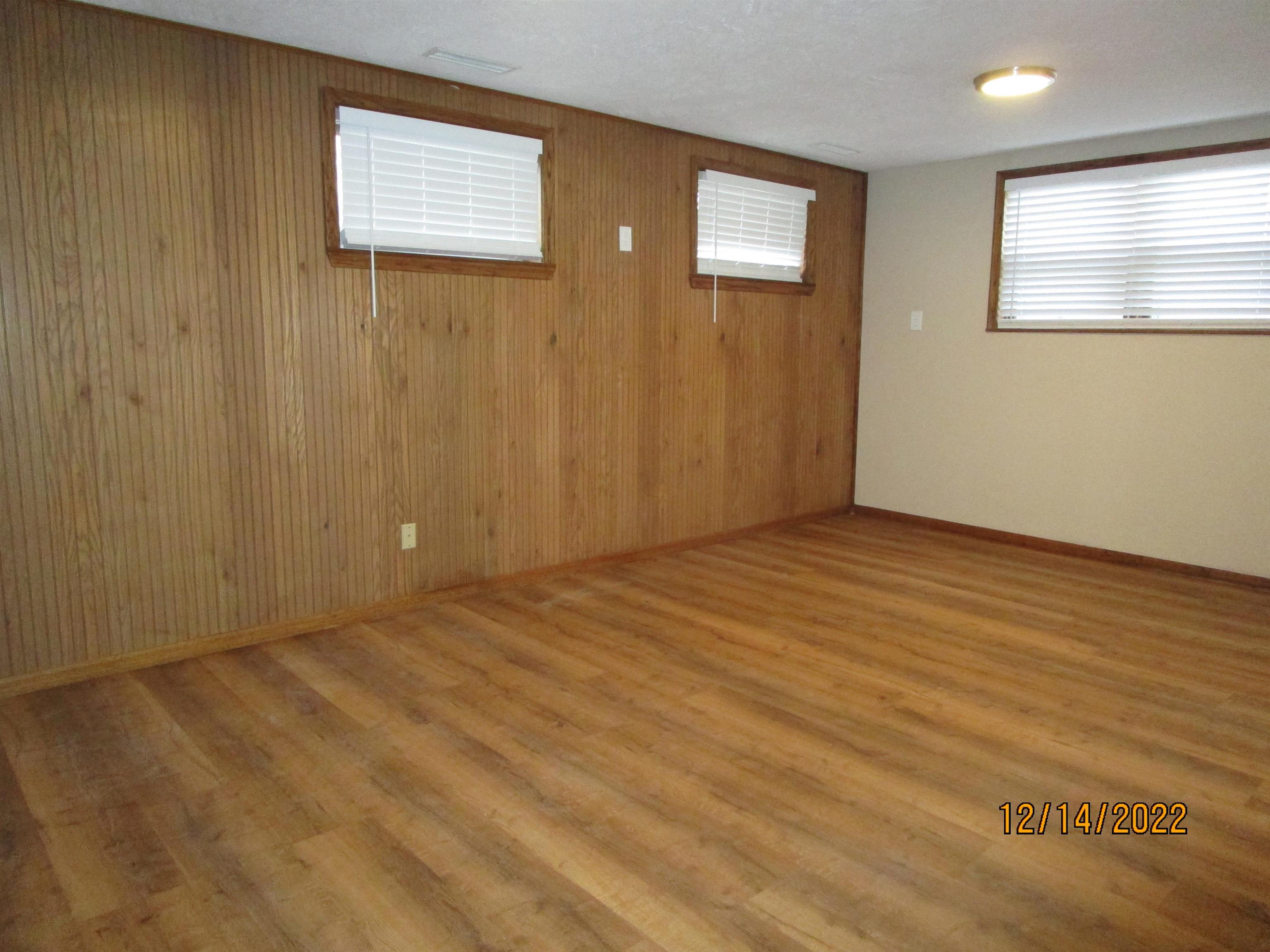 1318 South Maize Road Wichita, KS 67209 - Photo 6 of 20