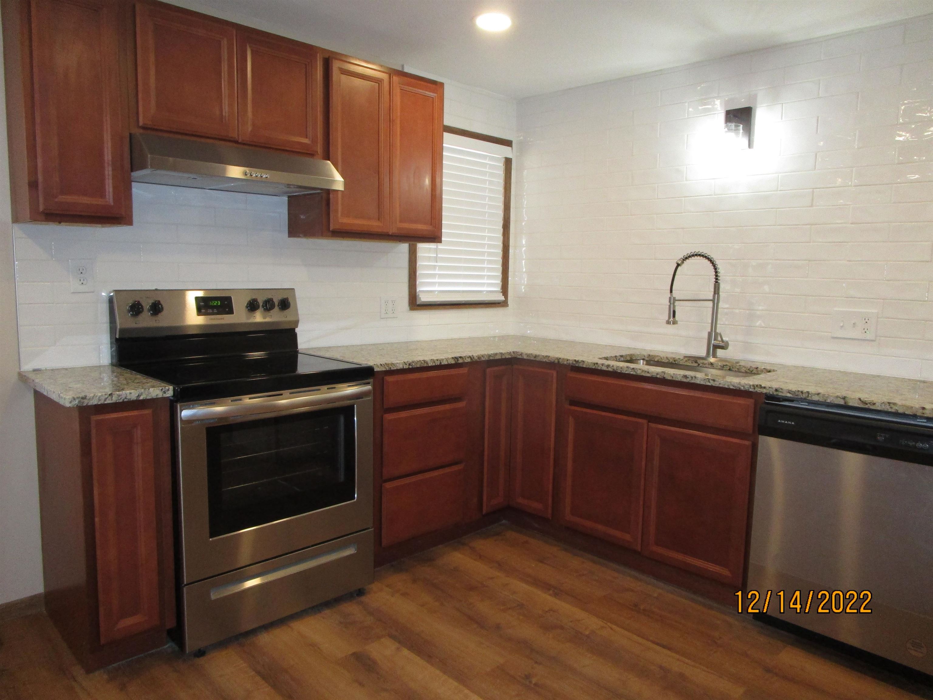 1318 South Maize Road Wichita, KS 67209 - Photo 8 of 20