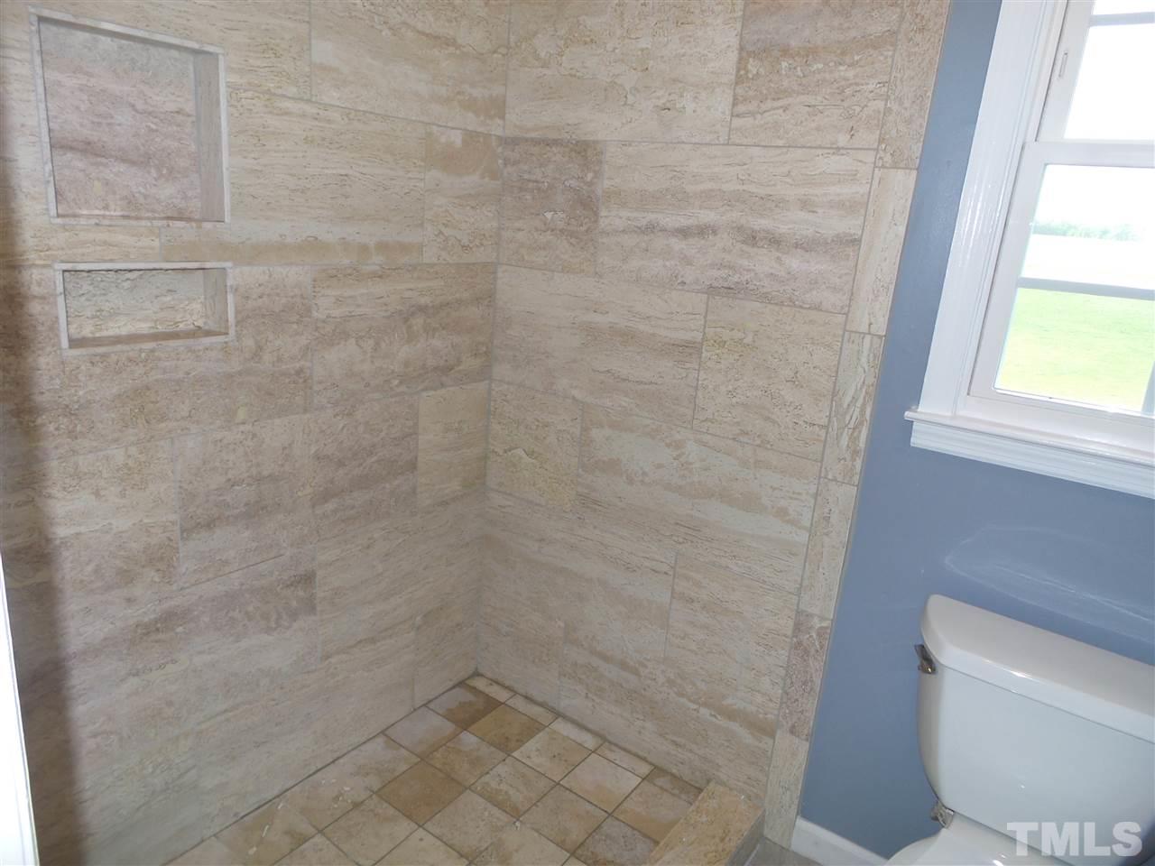 550 Jones Road Newton Grove, NC 28366 - Photo 11 of 22 Gallery Image 11